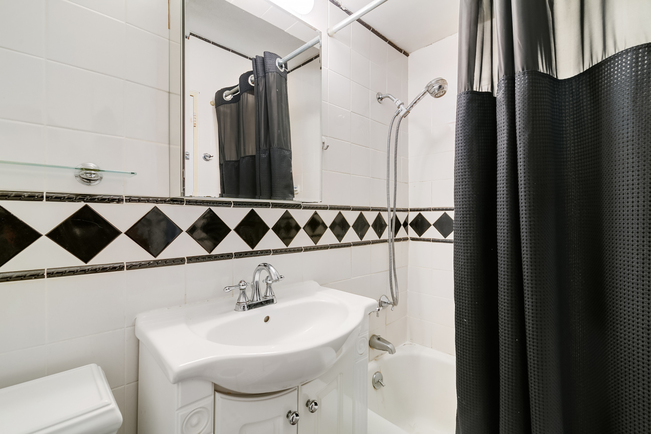 411 East 53rd Street, Unit 2J Manhattan, NY 10022 - Photo 4 of 4