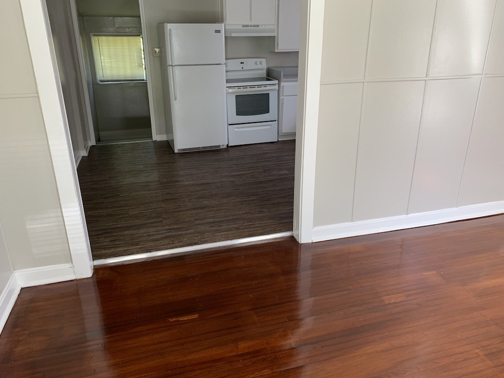 60 West Peebles Road Memphis, TN 38109 - Photo 8 of 17 Doorway leads to Kitchen