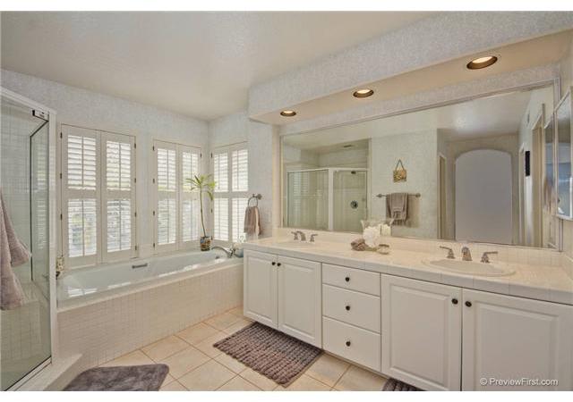 4884 Riding Ridge Road San Diego, CA 92130 - Photo 15 of 25