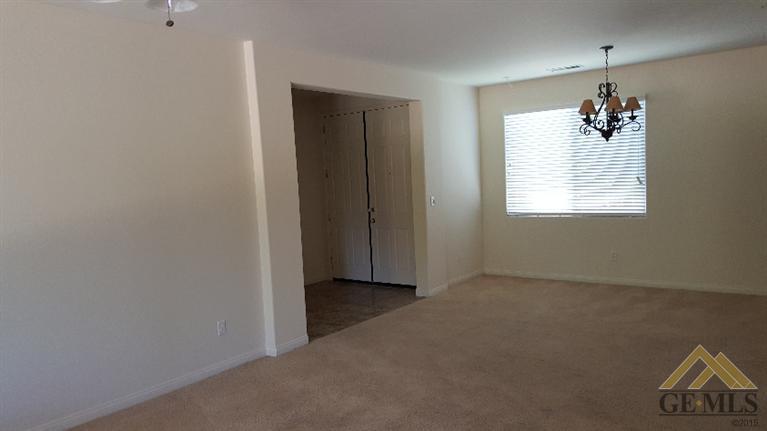 11716 Reagan Road Bakersfield, CA 93312 - Photo 11 of 29 Gallery Image 11