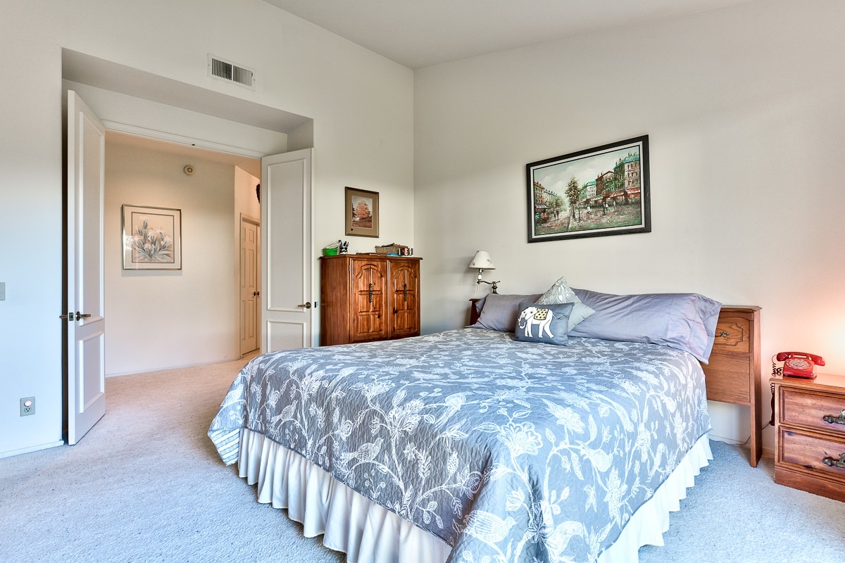 14252 Sandhill Road Poway, CA 92064 - Photo 12 of 25