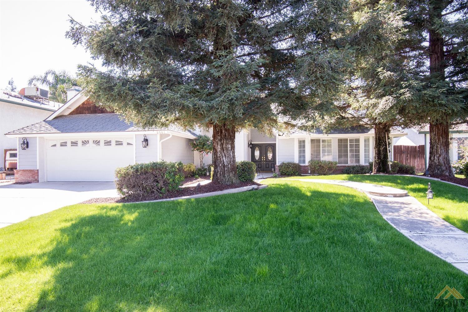 2501 Mountain Oak Road Bakersfield, CA 93311 - Photo 1 of 20