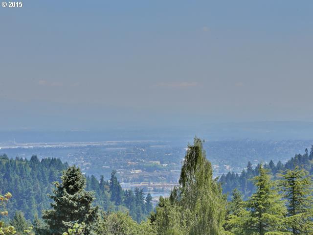 301 Northwest Meridian Ridge Court Portland, OR 97210 - Photo 12 of 15
