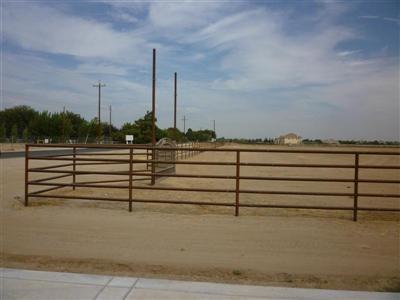 18251 Johnson Road Bakersfield, CA 93314 - Photo 12 of 13 Gallery Image 12