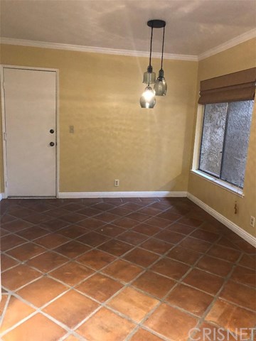 25657 Almendra Drive Valencia, CA 91355 - Photo 4 of 17