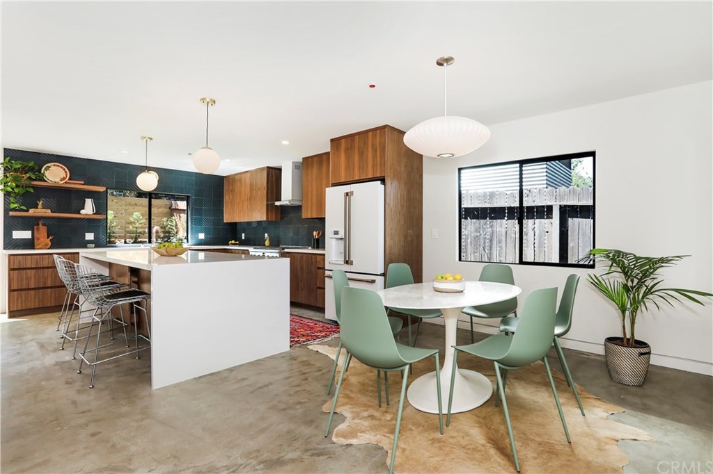 945 Jane Place Pasadena, CA 91105 - Photo 12 of 33