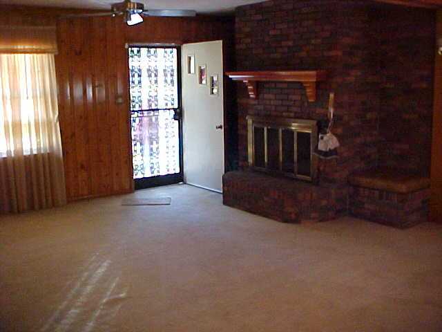 3968 Arrowhead Road Memphis, TN 38118 - Photo 3 of 8 Den with Fireplace.