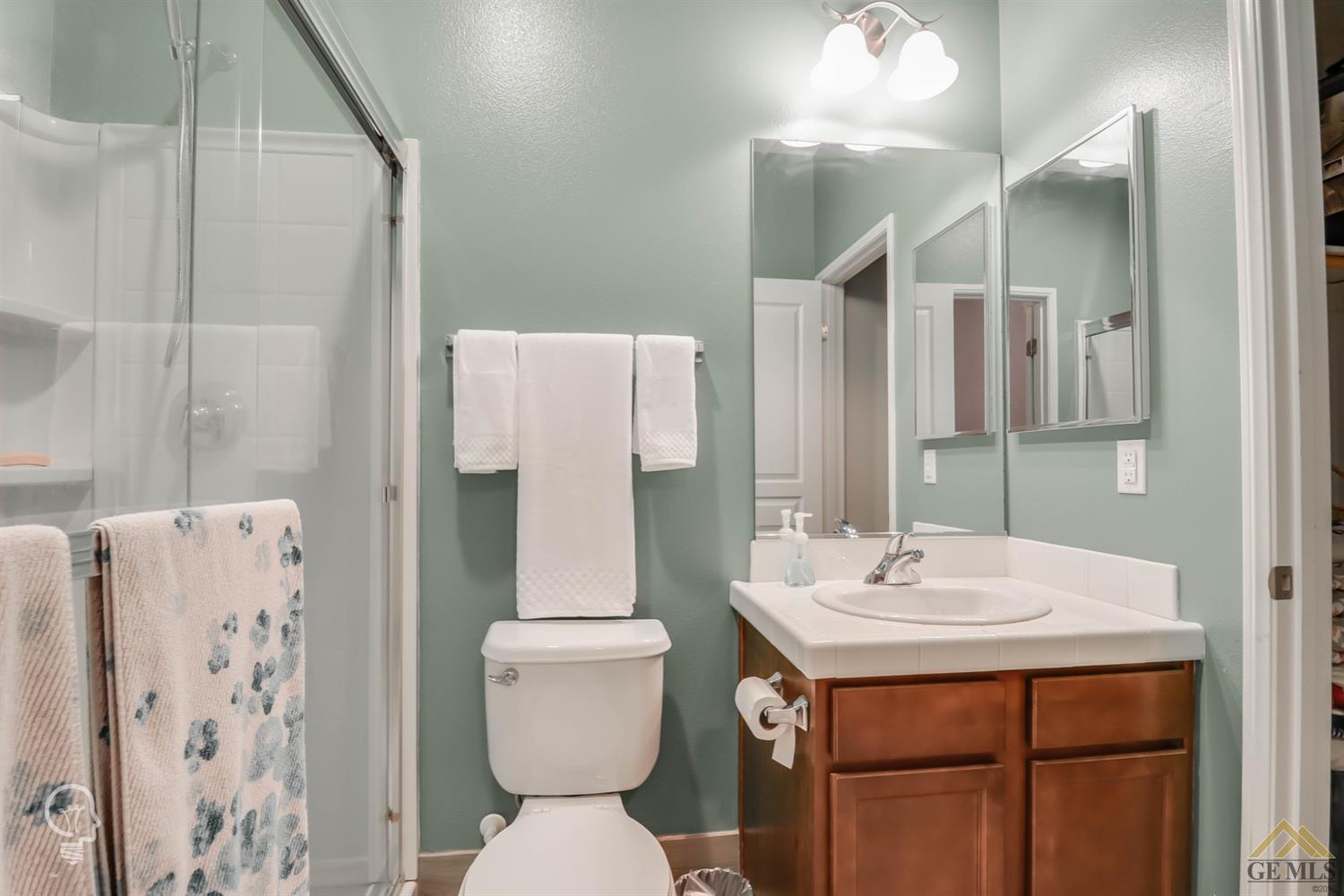 10815 Mountainside Drive Bakersfield, CA 93306 - Photo 26 of 35