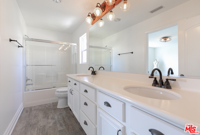 7857 West 83rd Street Playa del Rey, CA 90293 - Photo 27 of 36 Gallery Image 27