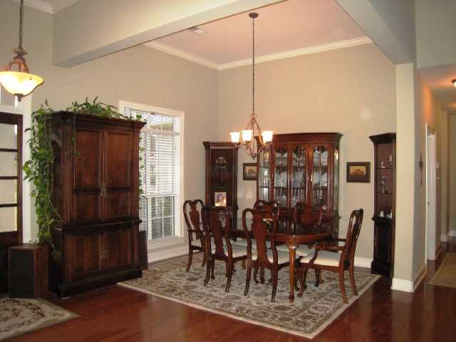 1892 Ready Drive Hernando, MS 38632 - Photo 3 of 9 Dining Room has tall ceilings, hardwood floors and is large enough to host even your largest crowd!