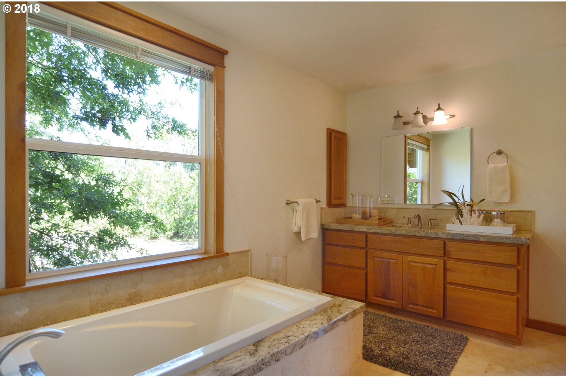 28533 Restwell Road Eugene, OR 97402 - Photo 22 of 32 Gallery Image 22