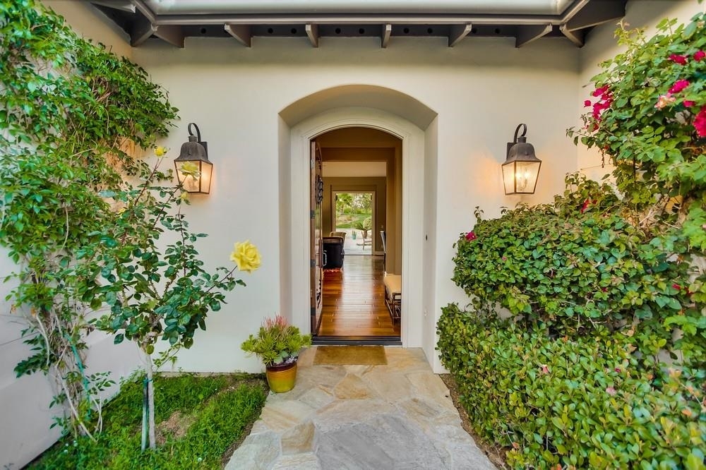 736 Caudor Street Encinitas, CA 92024 - Photo 4 of 25