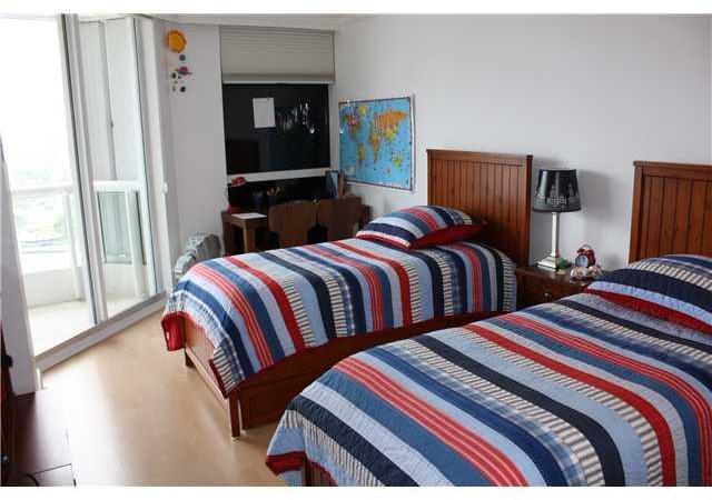 The Waterways Aventura, FL 33180 - Photo 17 of 25