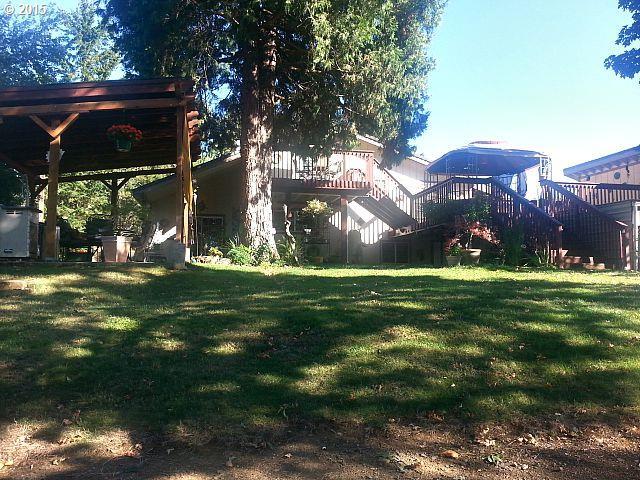 1227 Old Town Loop Road Oakland, OR 97462 - Photo 10 of 16 Gallery Image 10