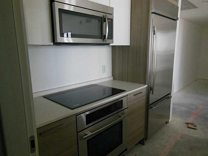 1300 Brickell Bay Drive, Unit 3003 Miami, FL 33131 - Photo 11 of 24