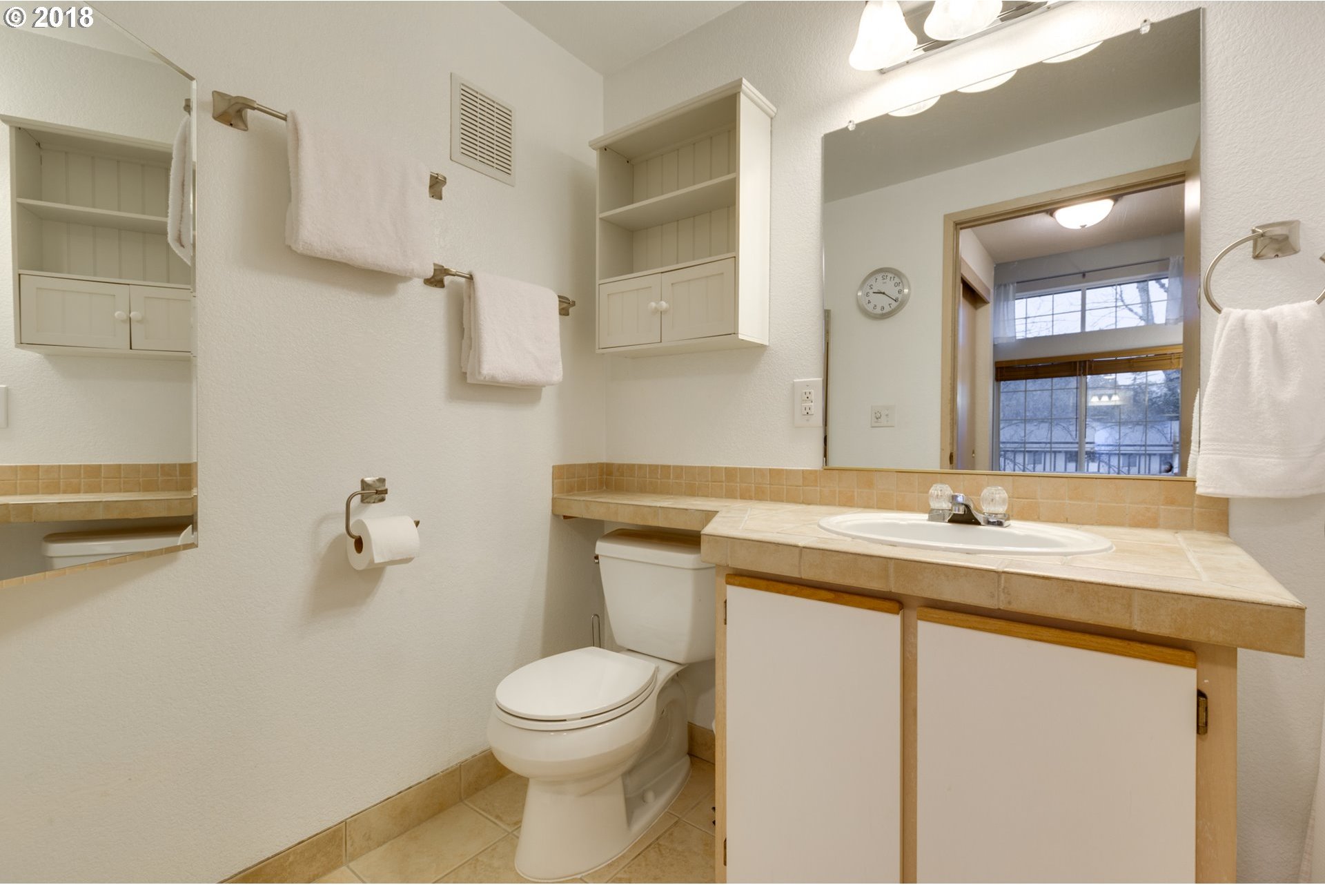 17618 Northwest Springville Road, Unit 8 Portland, OR 97229 - Photo 23 of 32 Gallery Image 23