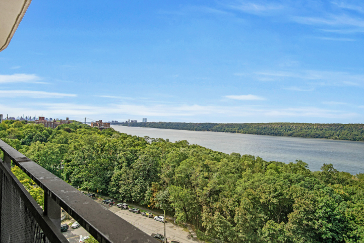 3671 Hudson Manor Terrace, Unit 10B Bronx, NY 10463 - Photo 8 of 17