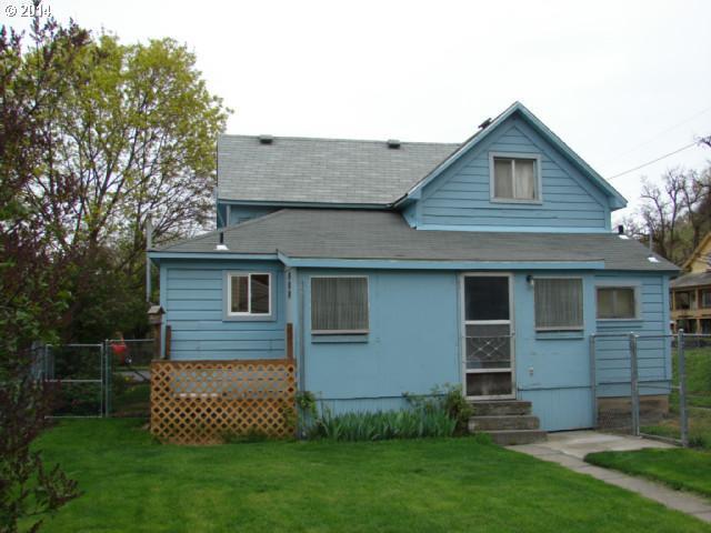 625 Southwest 5th Street Pendleton, OR 97801 - Photo 3 of 12