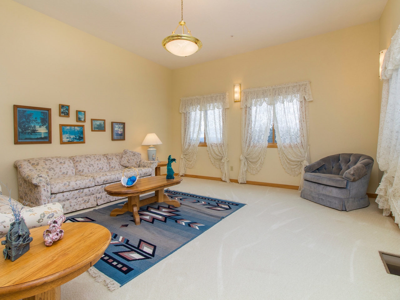 319 Hill Fallbrook Ca Fallbrook, CA 92028 - Photo 9 of 25