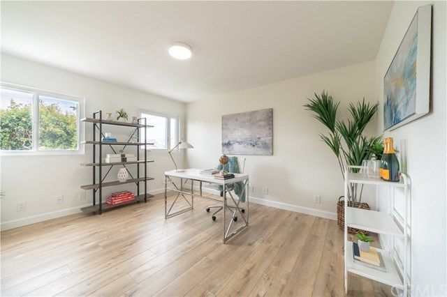 $1,799,999 | 397 La Perle Lane, Costa Mesa, CA 92627