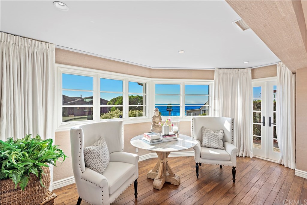 1810 Ocean Way Laguna Beach, CA 92651 - Photo 18 of 24 Master Bedroom