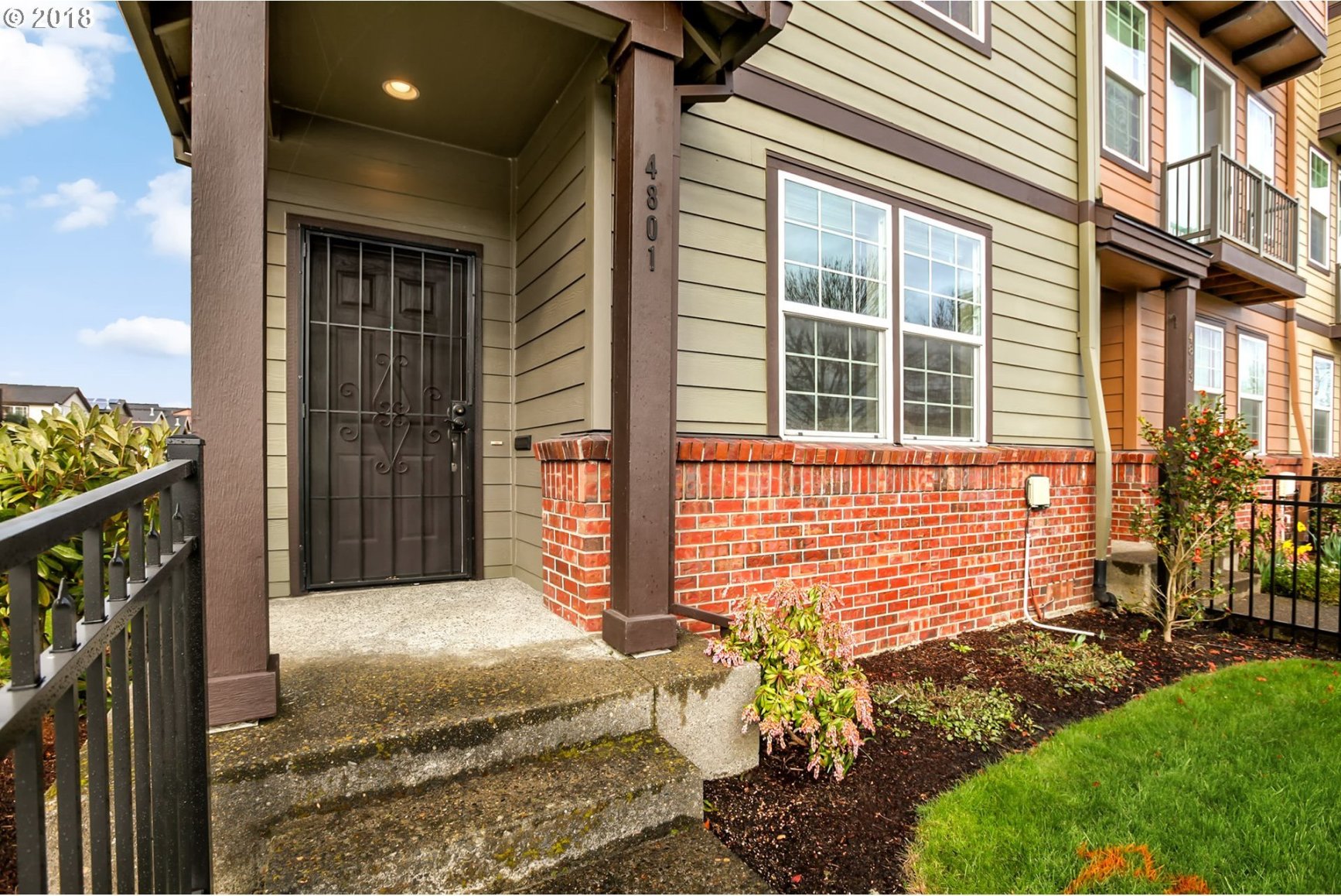 4801 Southeast Davis Road Hillsboro, OR 97123 - Photo 4 of 32 Gallery Image 4