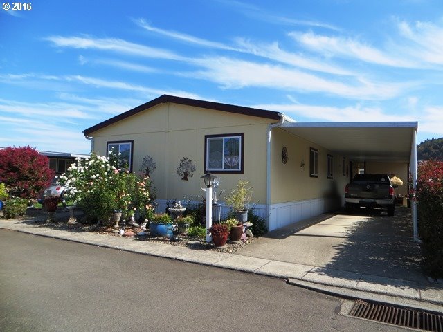 134 Estate Loop Winston, OR 97496 - Photo 4 of 22 Gallery Image 4