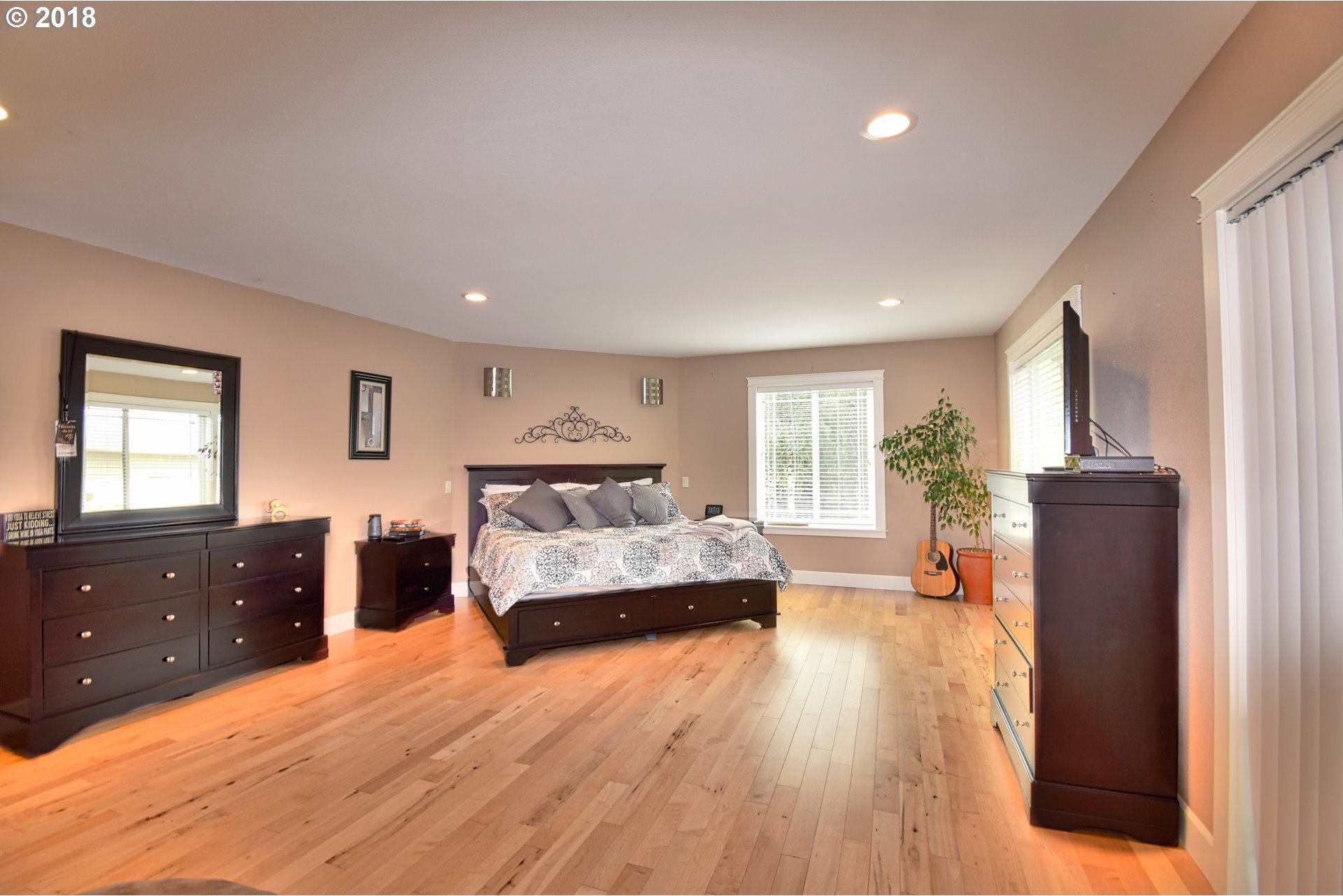 8059 Suffolk Road Northeast Salem, OR 97303 - Photo 23 of 30 Gallery Image 23