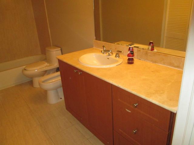2425 Southwest 27th Avenue, Unit 907 Miami, FL 33145 - Photo 17 of 25