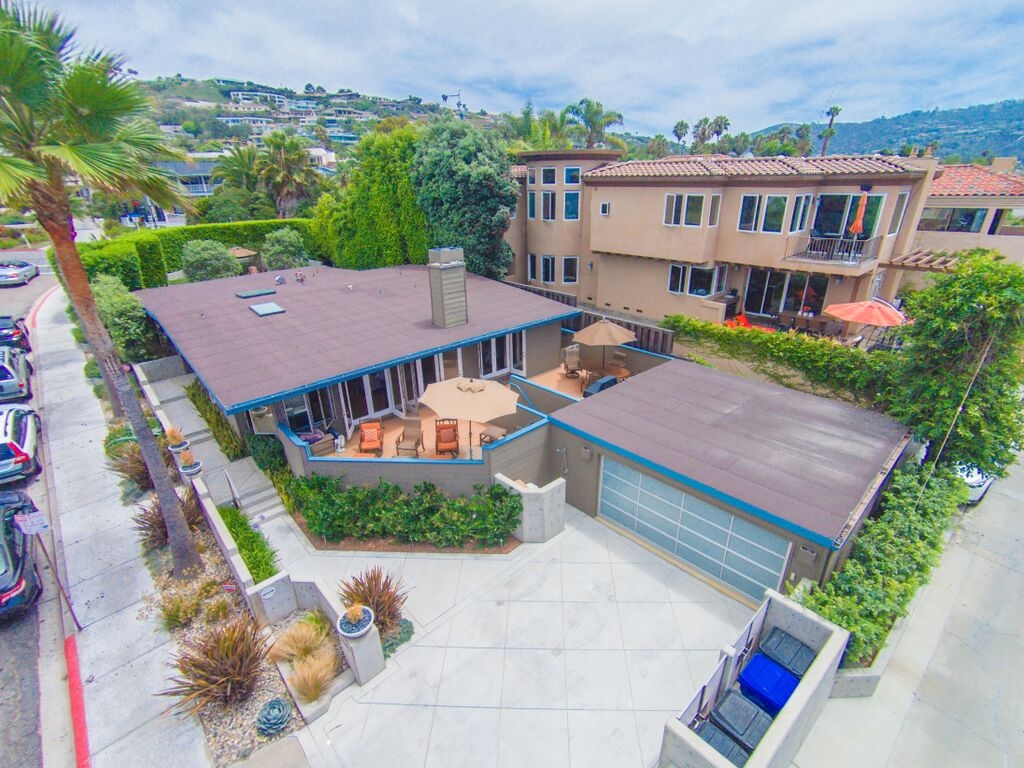 8585 El Paseo Grande La Jolla, CA 92037 - Photo 3 of 25