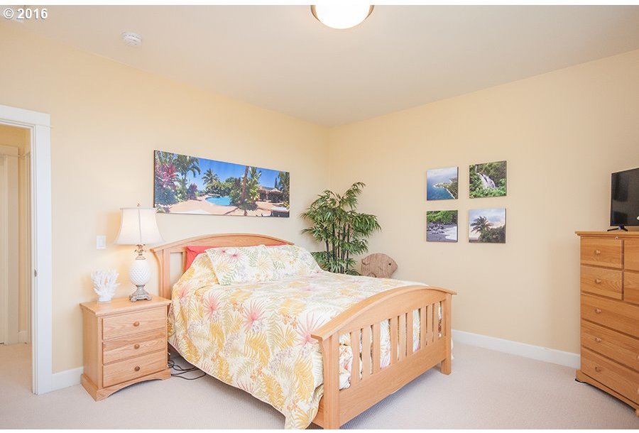 9626 Northwest Thompson Road Portland, OR 97229 - Photo 10 of 32 Gallery Image 10
