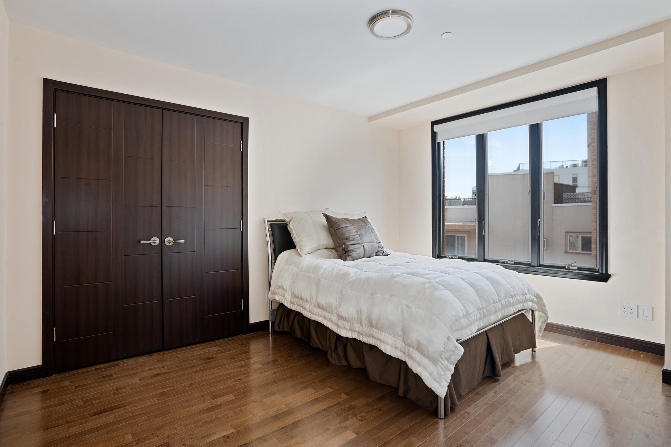 35 Brighton 2nd Place, Unit 3A Brooklyn, NY 11235 - Photo 7 of 12