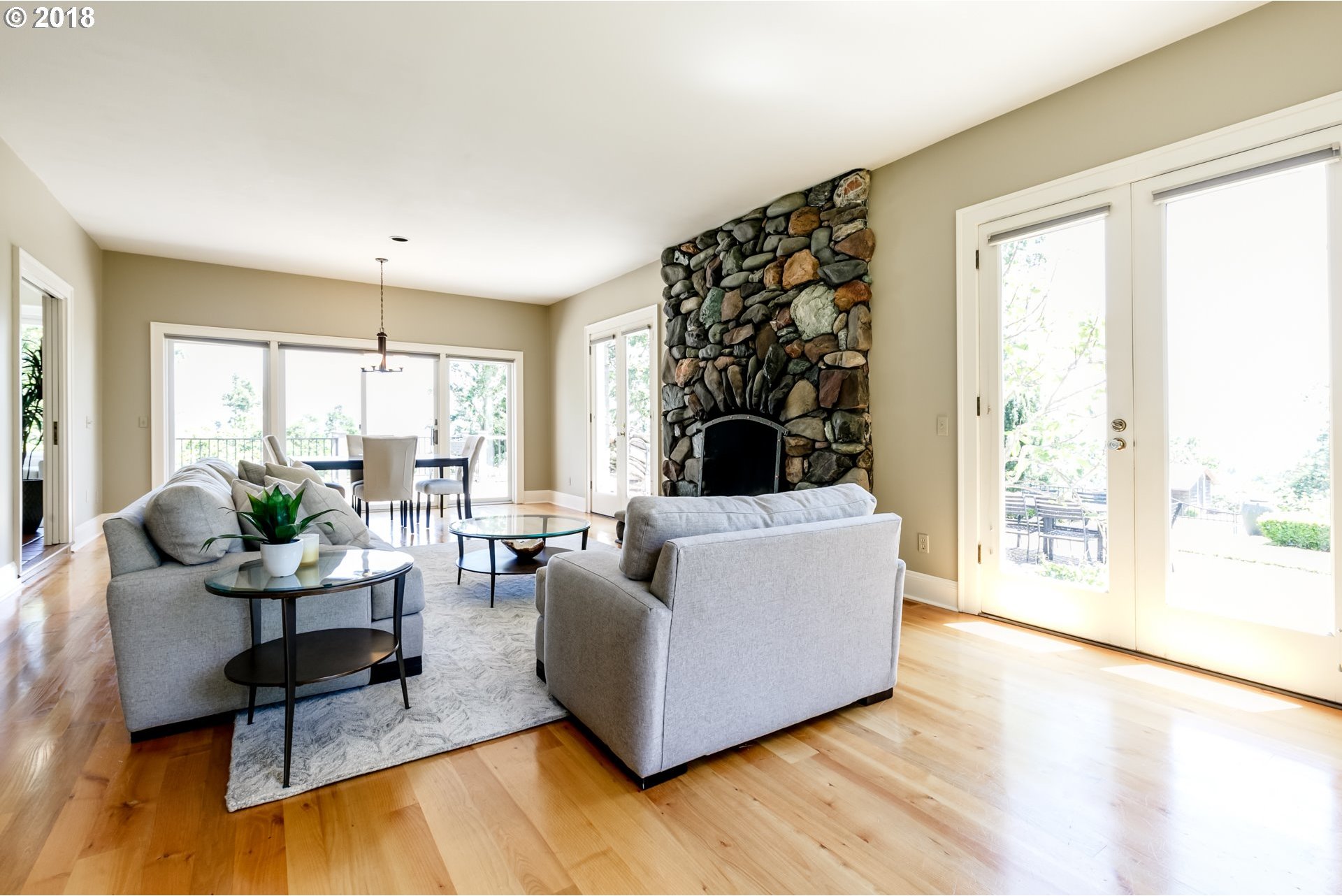 85280 Ridge Top Drive Eugene, OR 97405 - Photo 6 of 32