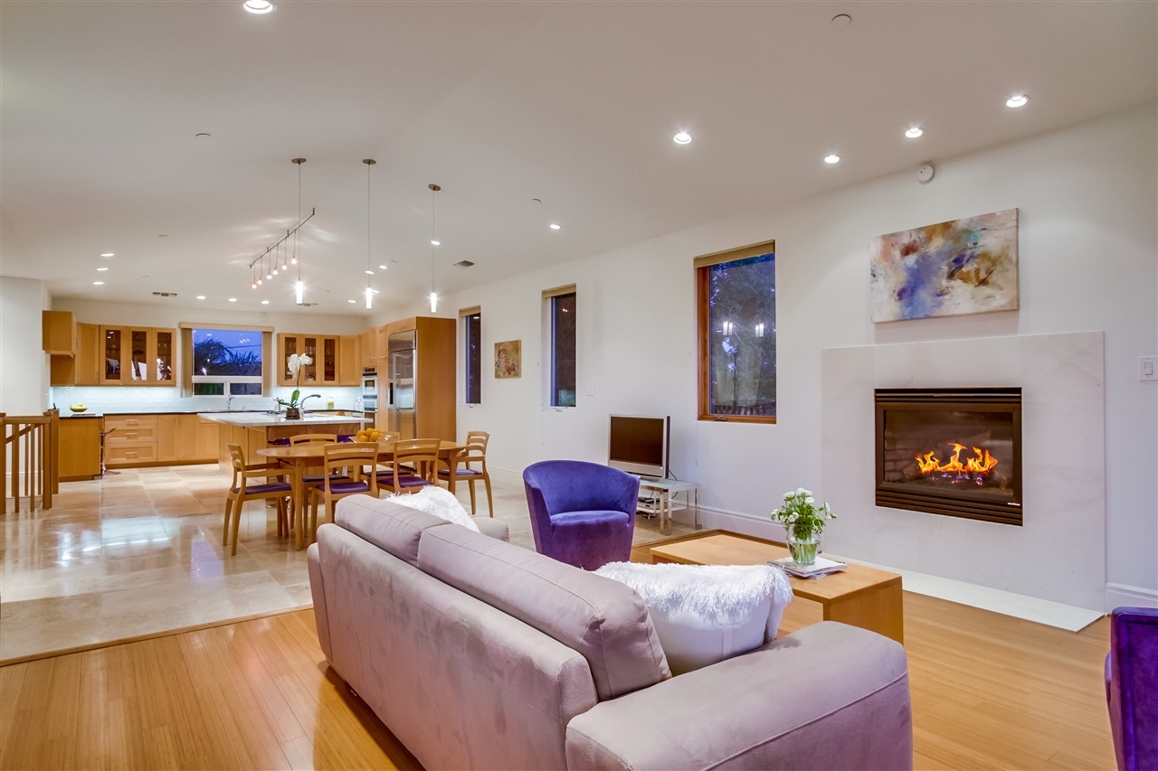 733 Stratford Drive Encinitas, CA 92024 - Photo 5 of 12