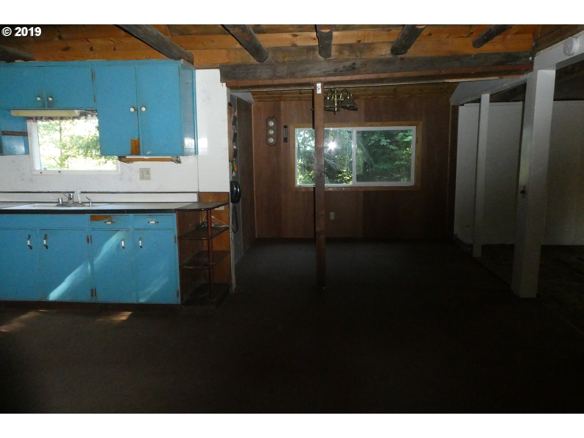 27988 Thimbleberry Road Gold Beach, OR 97444 - Photo 9 of 30 Gallery Image 9