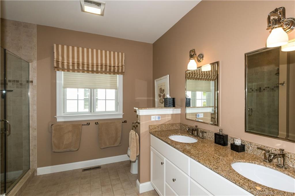 39 Bantry Road, Unit 39 Simsbury, CT 06070 - Photo 28 of 36 Gallery Image 28