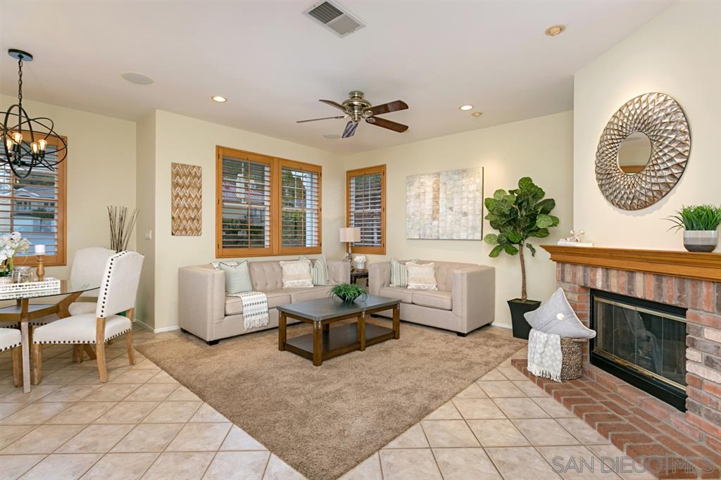 6033 Oakgate Row La Jolla, CA 92037 - Photo 11 of 25