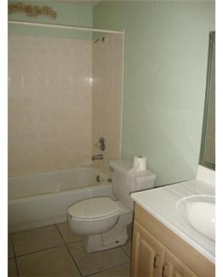 4091 Sierra Terrace, Unit 4091 Sunrise, FL 33351 - Photo 3 of 4