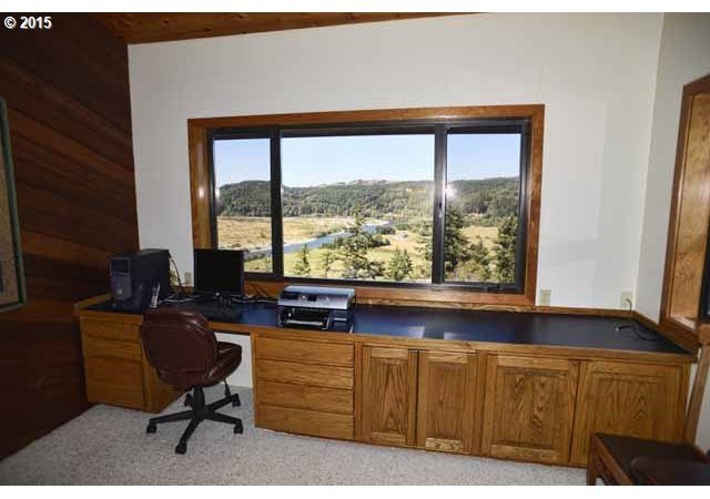 95793 Quail Mountain Road Gold Beach, OR 97444 - Photo 27 of 32 Gallery Image 27