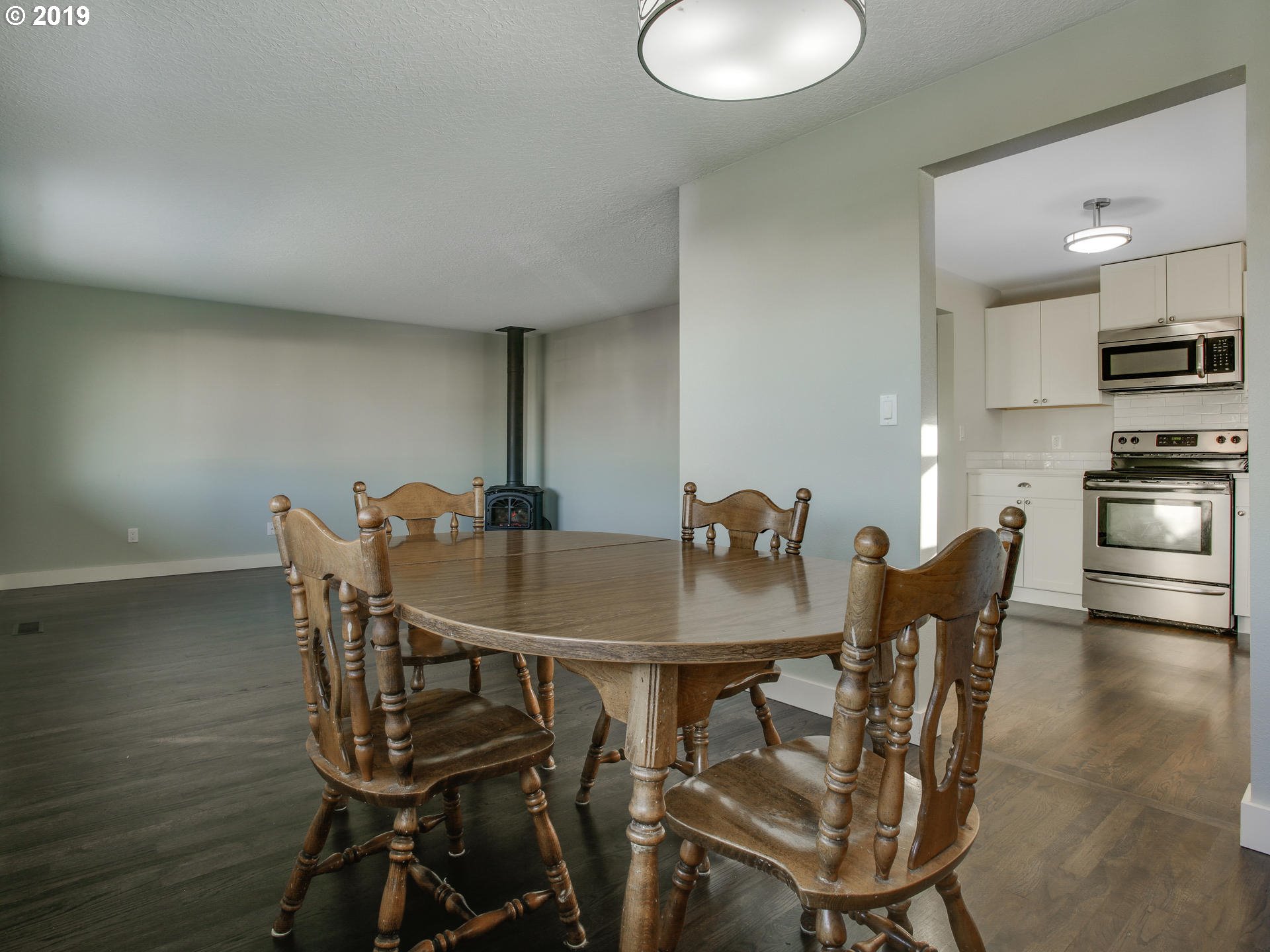 1750 Thompson Road Woodburn, OR 97071 - Photo 11 of 32 Gallery Image 11
