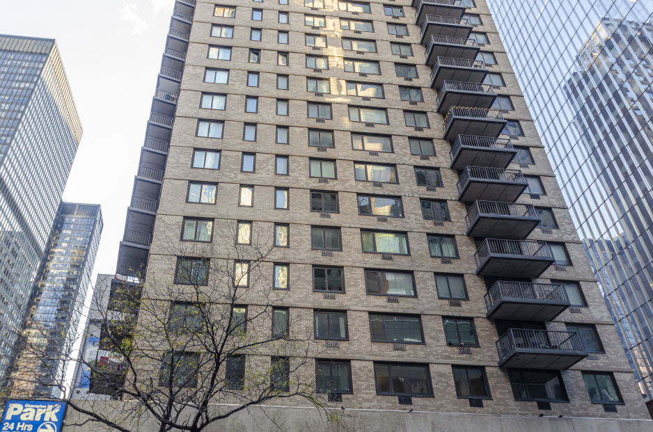 La Premiere 230 W 55th St, Manhattan, NY 10019 - Photo 2 of 3