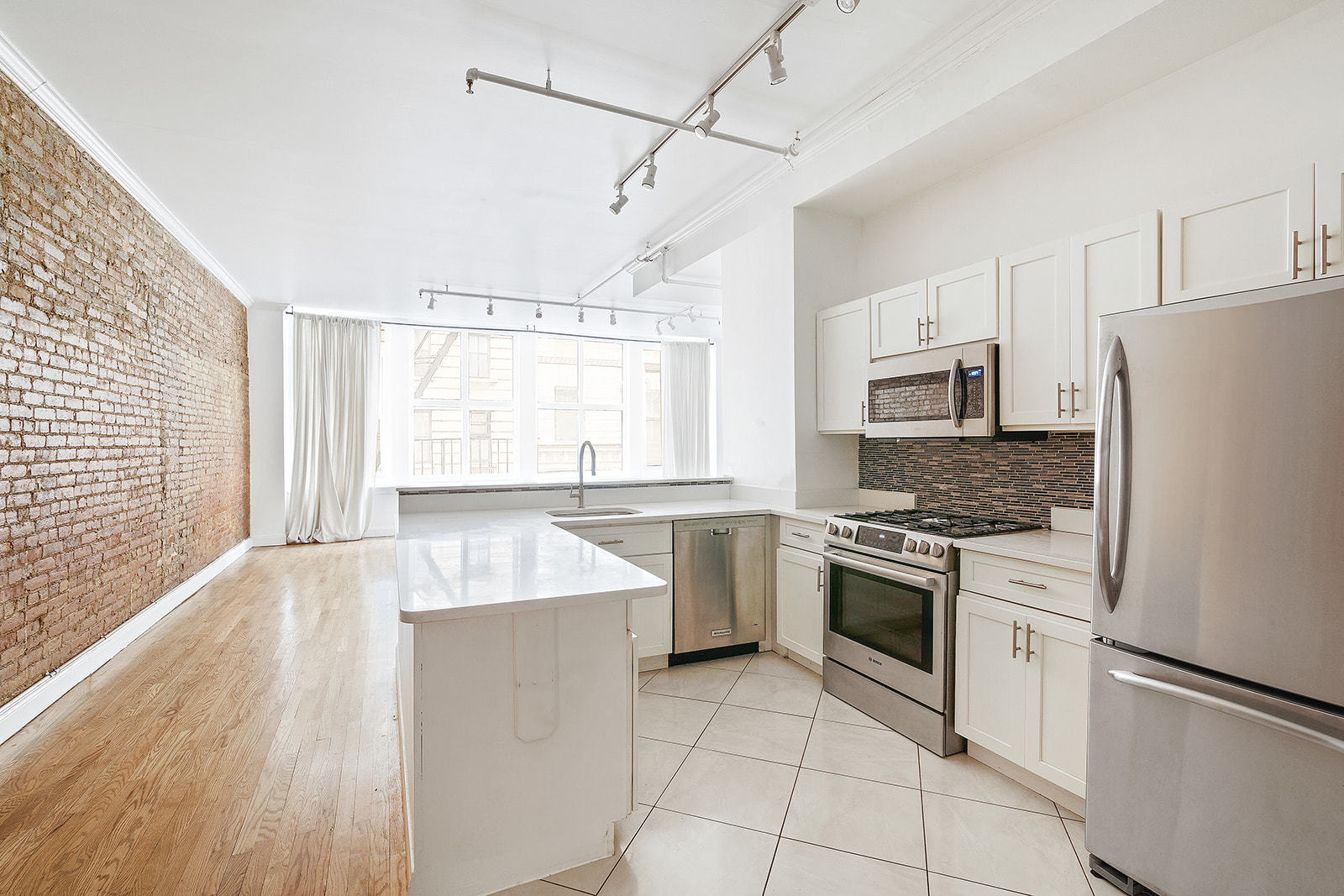 6 Murray Street, Unit 7 Manhattan, NY 10007 - Photo 2 of 9