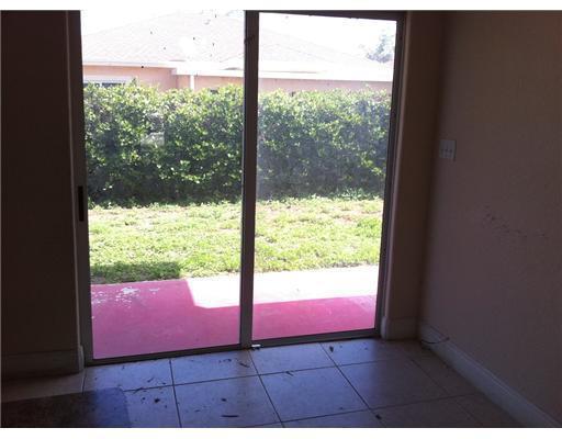 203 Southwest 15th Road Homestead, FL 33030 - Photo 8 of 10