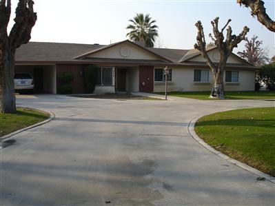 939 Baldwin Road Bakersfield, CA 93304 - Photo 1 of 6 Gallery Image 1