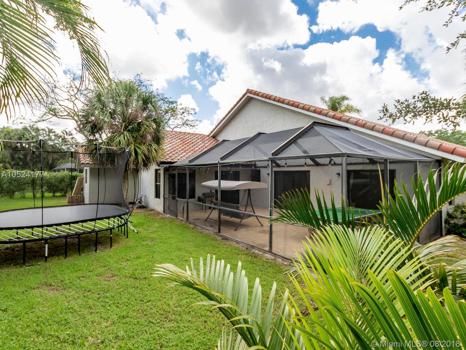 3044 Perriwinkle Circle Davie, FL 33328 - Photo 59 of 60