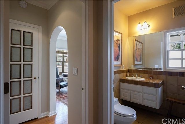 $1,000,000 | 31 Coronado Avenue, Long Beach, CA 90803