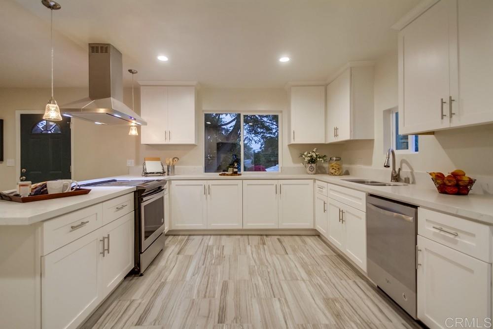 1767 Bonair Road Vista, CA 92084 - Photo 8 of 25 Gallery Image 8