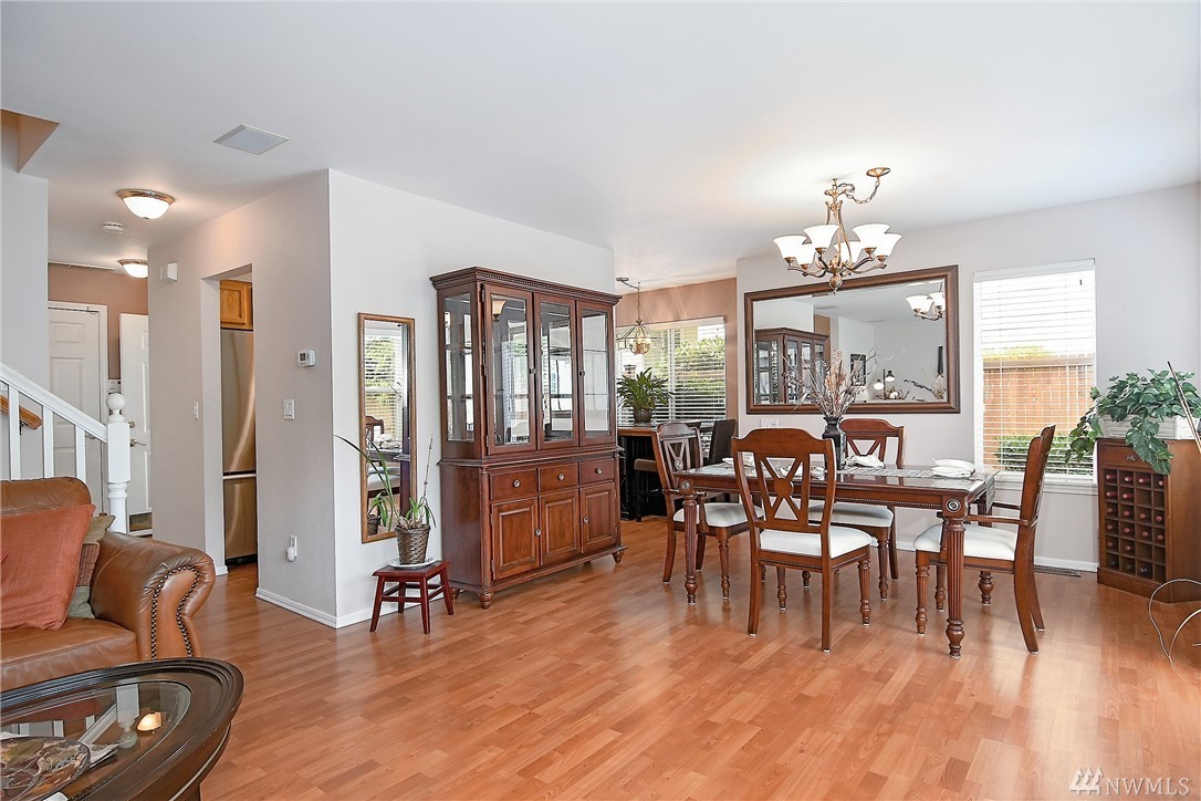 18823 19th Drive Southeast Bothell, WA 98012 - Photo 8 of 17 Gallery Image 8