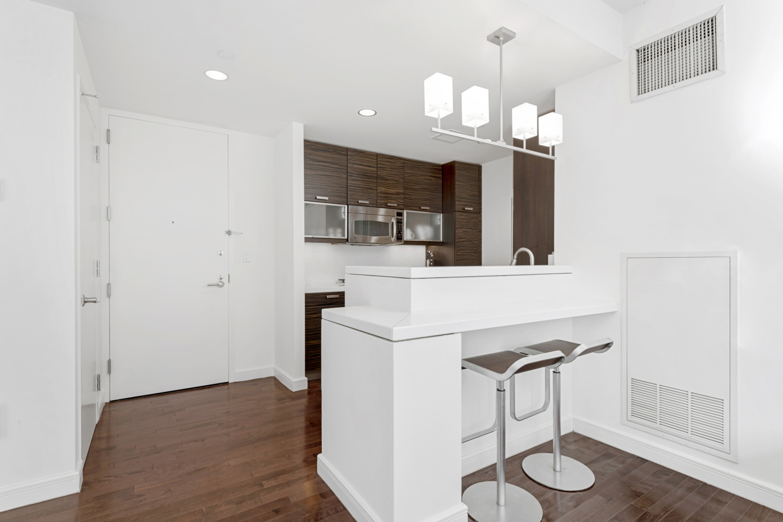 225 East 34th Street, Unit 4F Manhattan, NY 10016 - Photo 3 of 15