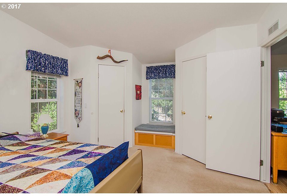 681 Doerner Road Roseburg, OR 97471 - Photo 17 of 32